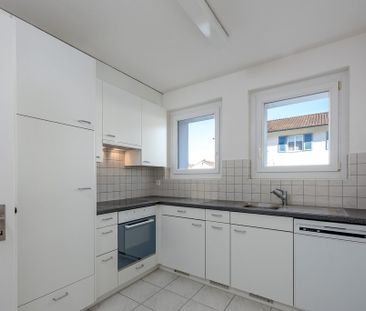 Idyllische Wohnung mit grossem Gartensitzplatz - Photo 2