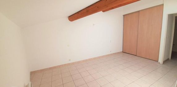 Location Appartement 2 pièces 50m² PERTUIS 84120 - Photo 2