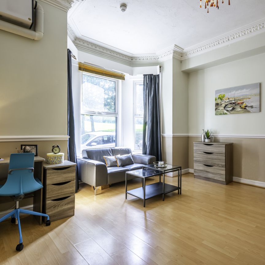 229 HYDE PARK ROAD Leeds - LS6 1AH - Photo 1