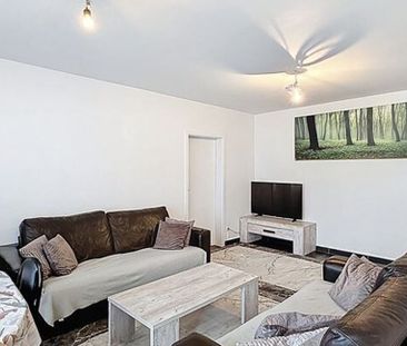 Gelijkvloers app. te huur in Roeselare voor € 750 met 2 slaapkamers - Photo 6