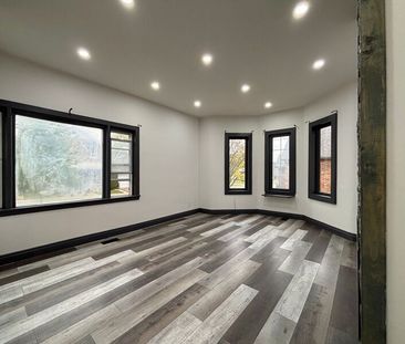 $2,100 / 2 br / 3 ba / 85 Mary st. unit 1 - Photo 2