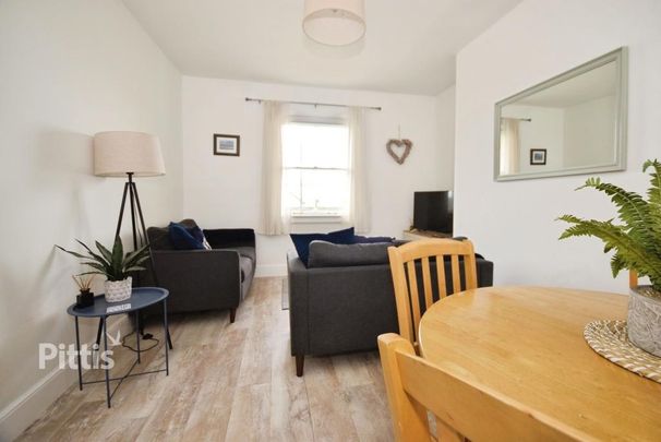 2 bedroom apartment to rent - Photo 1