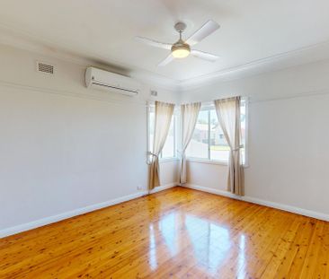 11 Brett Street, Georgetown NSW 2298 - Photo 5
