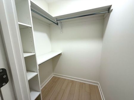 For Lease - 3071 Trafalgar Road Unit# 1201, Oakville, Ontario - Photo 2