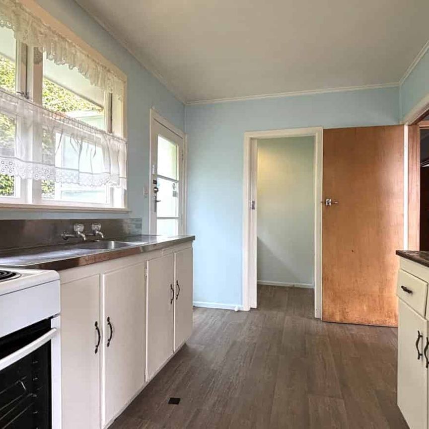 Peaceful Cul-de-Sac Living - Photo 1