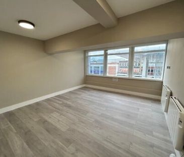 Town centre 1 bedroom apartment to rent - Photo 4