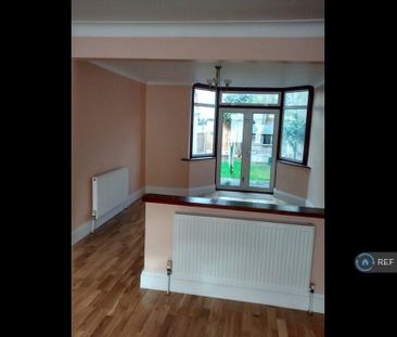 3 bedroom terraced house to rent - Photo 1