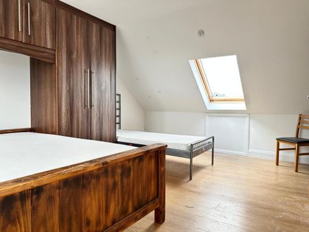 1 bedroom in a house share to rent - Photo 5