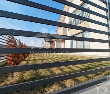 Casa individuala ultrafinisata cu teren 500 si parcare - Fotografie 2