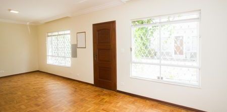 Casa de condomínio para alugar com 160m², 4 quartos e 2 vagas - Foto 2