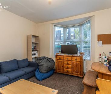 6 bedroom terraced house to rent - Photo 1