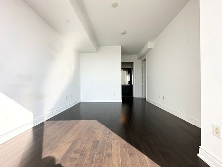 For Lease - 388 Yonge Street Unit# 6110, Toronto, Ontario - Photo 2