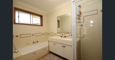 Relaxed Seaside Lifestyle in a Prime East Ballina Location - Photo 3