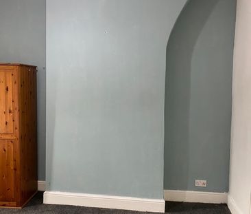 4 Bed Terraced House, Pendennis St, L6 - Photo 2