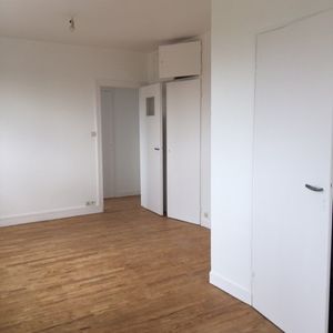 APPARTEMENT F1 QUARTIER ST PAUL - Photo 2