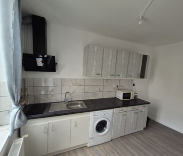 Location Appartement 2 pièces 57m² LILLE 59800 - Photo 3