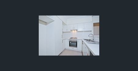 Modern, Private & Conveniently Located 3-Bedroom Unit - Photo 3