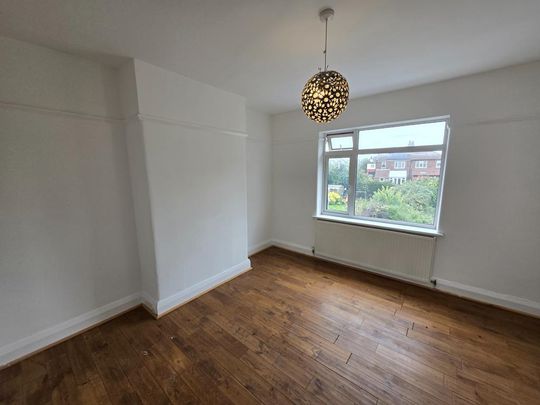 3 bedroom semi-detached house to rent - Photo 1