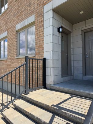 For Lease - 39 Senators Gate Drive Unit# 6, Perth, Ontario - Photo 1