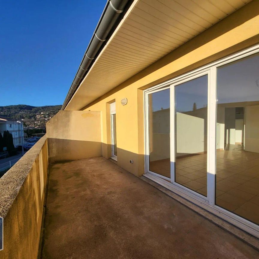 Appartement à louer 3 pièces 68.91m² - Photo 1
