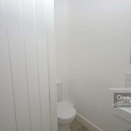 |ref: |, The Old Chambers, College Place, Southampton, SO15 - Photo 1