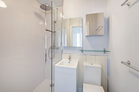 Sinclair Road, Brook Green, London, W14 - Photo 5