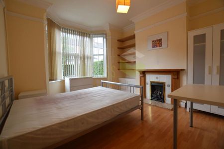 4 bedroom terraced house to rent - Photo 3