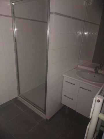 Location Appartement 5 pièces 114m² LORMONT 33310 - Photo 4