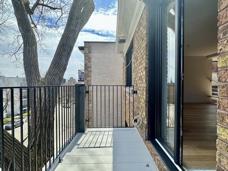 3201 Boulevard Édouard-Montpetit, #302 - Photo 4