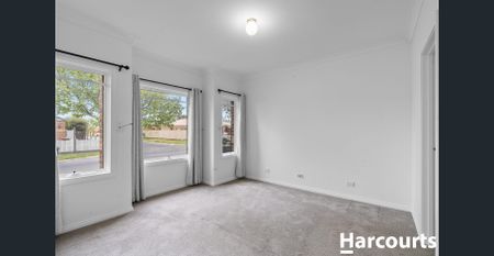 3 Bedroom Home In Quiet Location - Fully Renovated - Photo 4