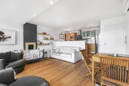 New Compton Street, London, WC2H 8DN - Photo 2