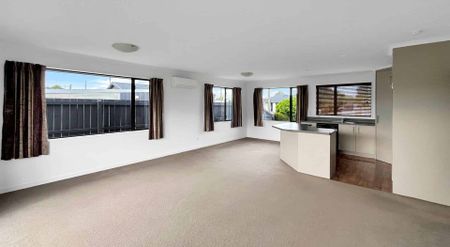 TINWALD, THREE BEDROOMS, LOW MAINTENANCE - Photo 2