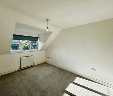 Alexander Close, Finchampstead, Wokingham, Berkshire, RG40 - Photo 2