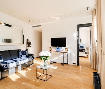 Location Appartement 2 pièces Meublé 40m² PARIS 1er - Photo 4