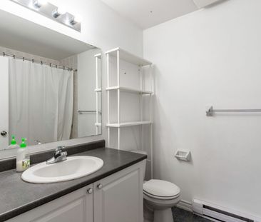 For Lease - 141 Sydenham Wells N/A Unit# 2, Barrie, Ontario - Photo 2