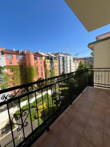 Pronájem bytu 4+kk 125 m2 - Фото 2