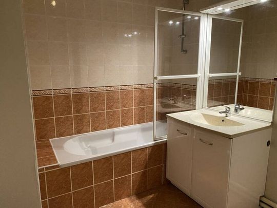 Appartement - 2 pièces - 50 m² - Saint-Étienne - Photo 1