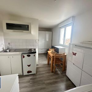 Location Appartement 1 pièce 17m² CAMBRAI 59400 - Photo 2