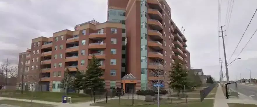 2 Bedroom Amenities Included! Near Heartland | 1035 Windsor Hill Boulevard, Mississauga - Photo 1