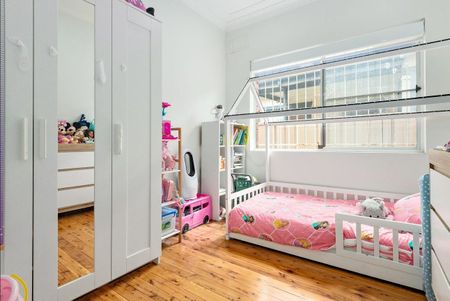 Effortless Single-Level Living – Moments to the beach - Photo 3