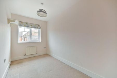 3 bedroom terraced house to rent - Photo 2