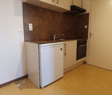 LOCATION : appartement 1 pièce (31 m²) à CHATEAUDUN - Photo 5