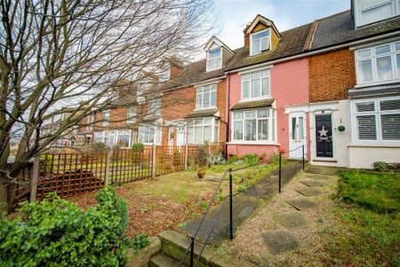 3 bedroom terraced house to rent - Photo 4