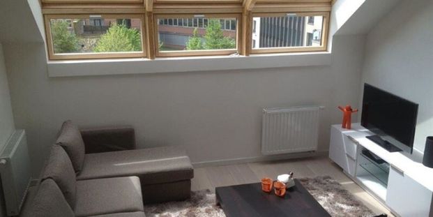 Appartement te huur in Elsene voor € 2.050 met 3 slaapkamers - Foto 1