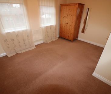 3 bedroom semi-detached house to rent - Photo 6
