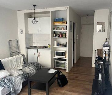 Location appartement studio 1 pièce 24 m² à Bordeaux (33000) Capuci... - Photo 3