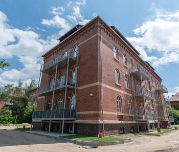 EINE WOHNUNG ZUM VERLIEBEN // Gemütliche 2-Ram-Wohnung mit offenem Wohnkonzept & Fußbodenheizung - Photo 1