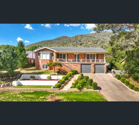 26 Woodburn Way, East Tamworth, NSW 2340 - Photo 2