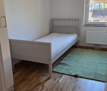 Ormbackavägen, Järfälla - Photo 4