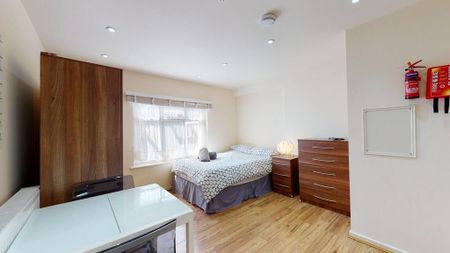 Studio to rent - Photo 5